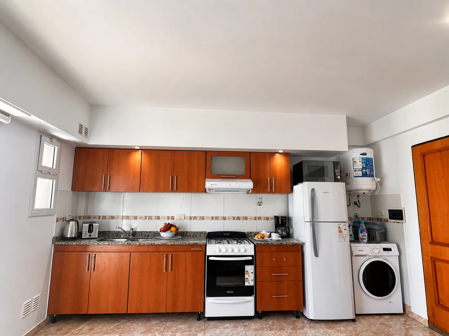9 de Julio: cocina equipada