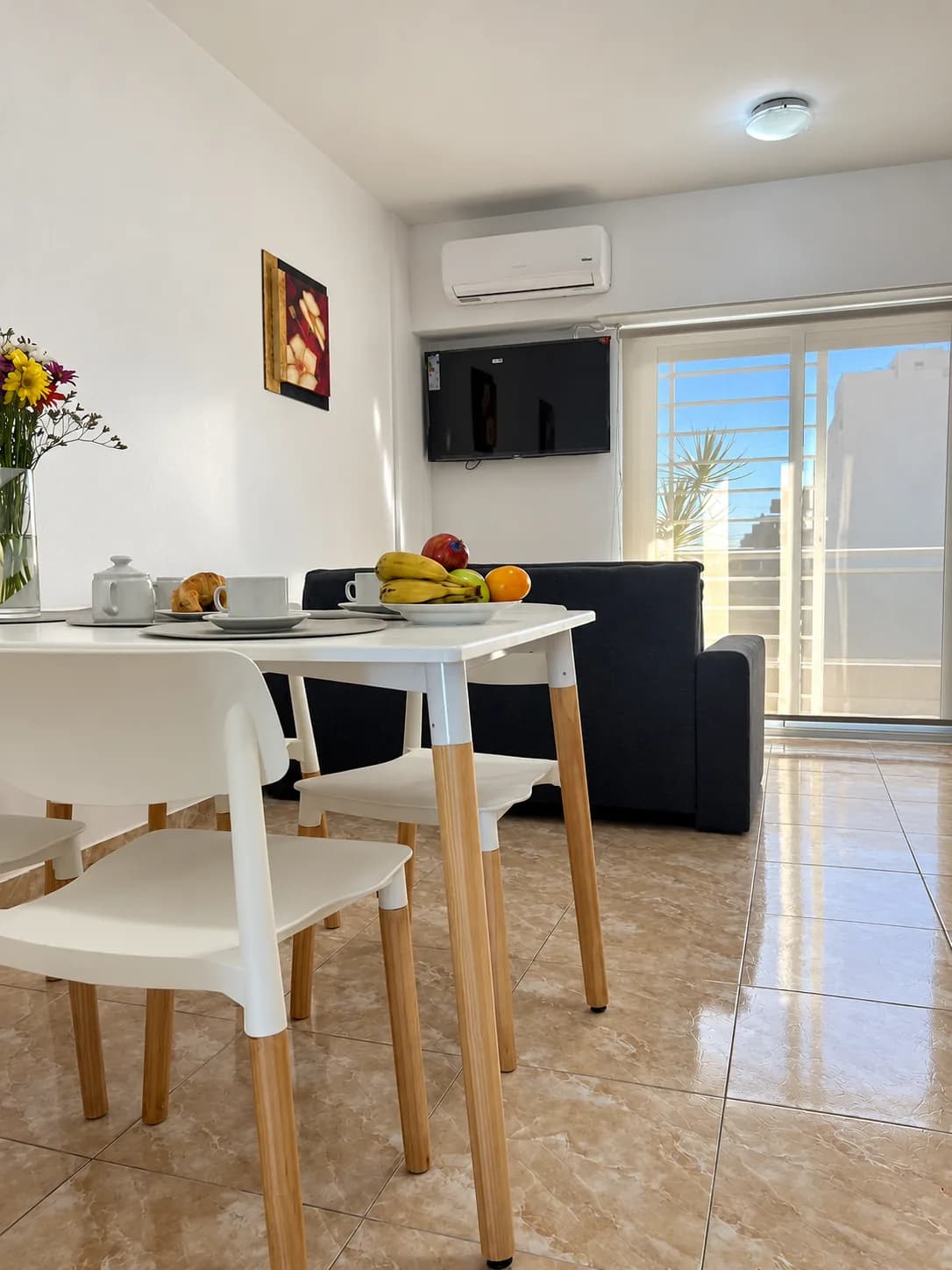 9 de Julio: comedor y living