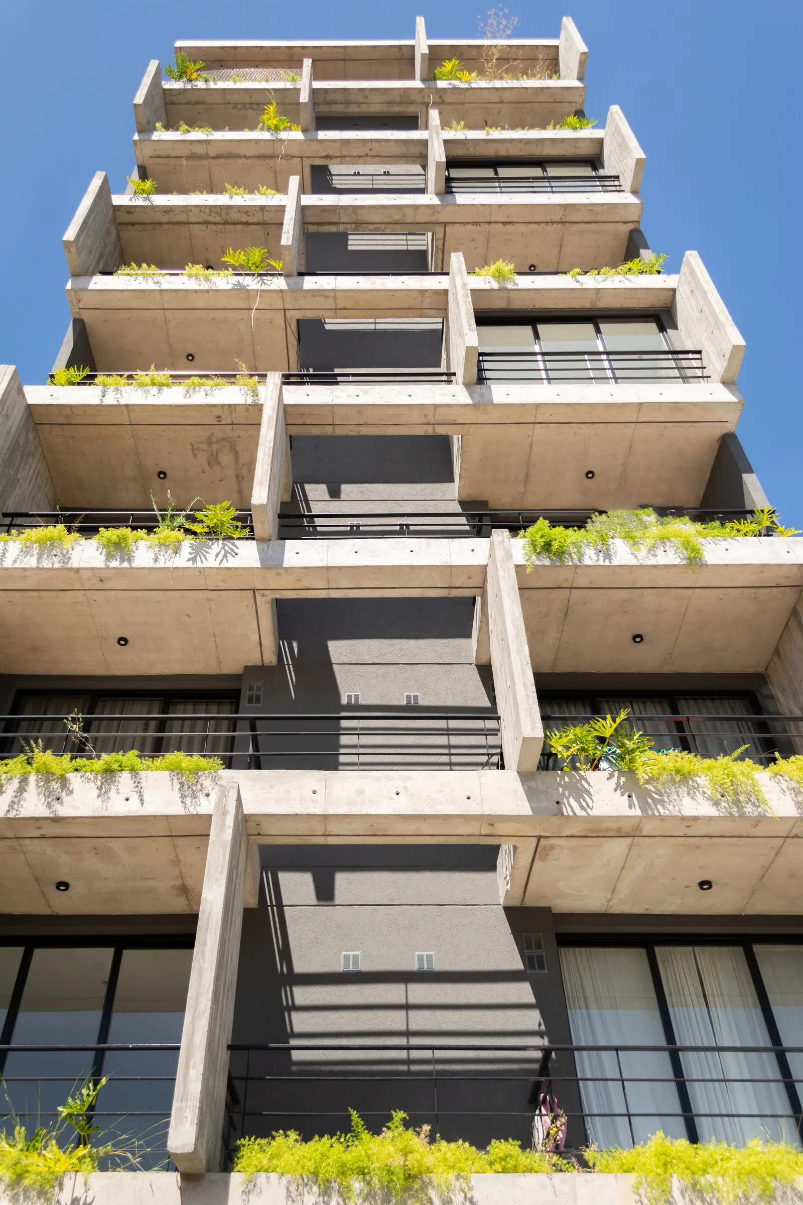Casullo: frente del edificio