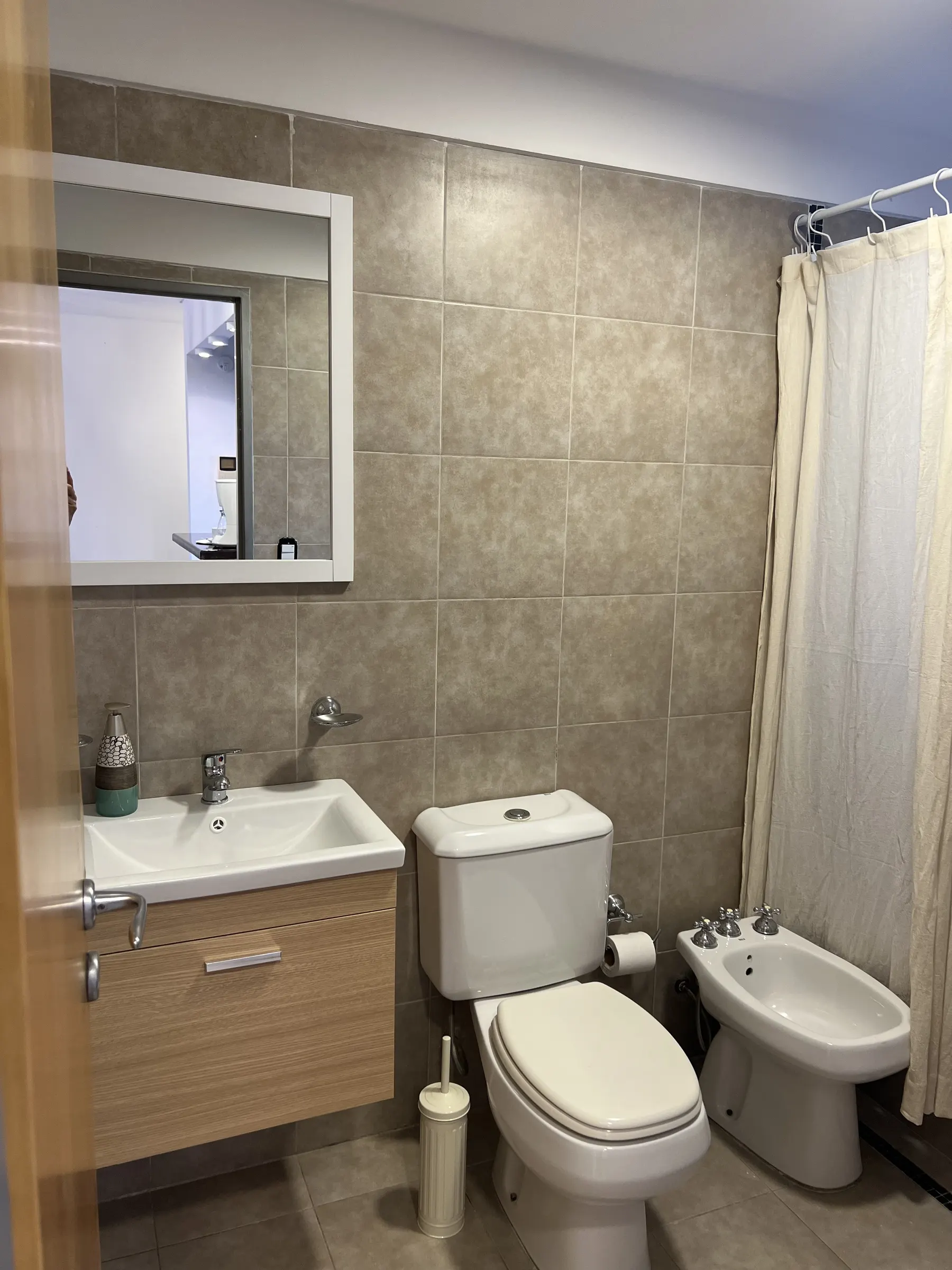 Pellegrini: baño